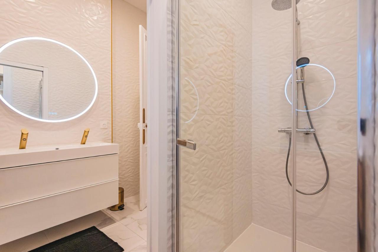 Prestige Heart Of Reims Apartment ภายนอก รูปภาพ